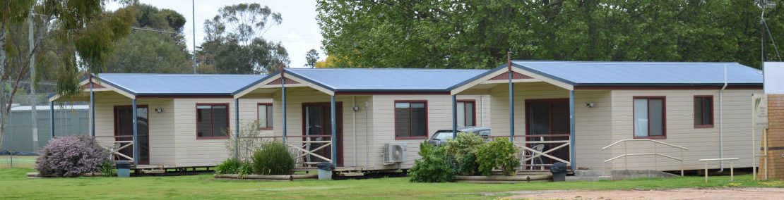 Darlington Point Club Cabins 